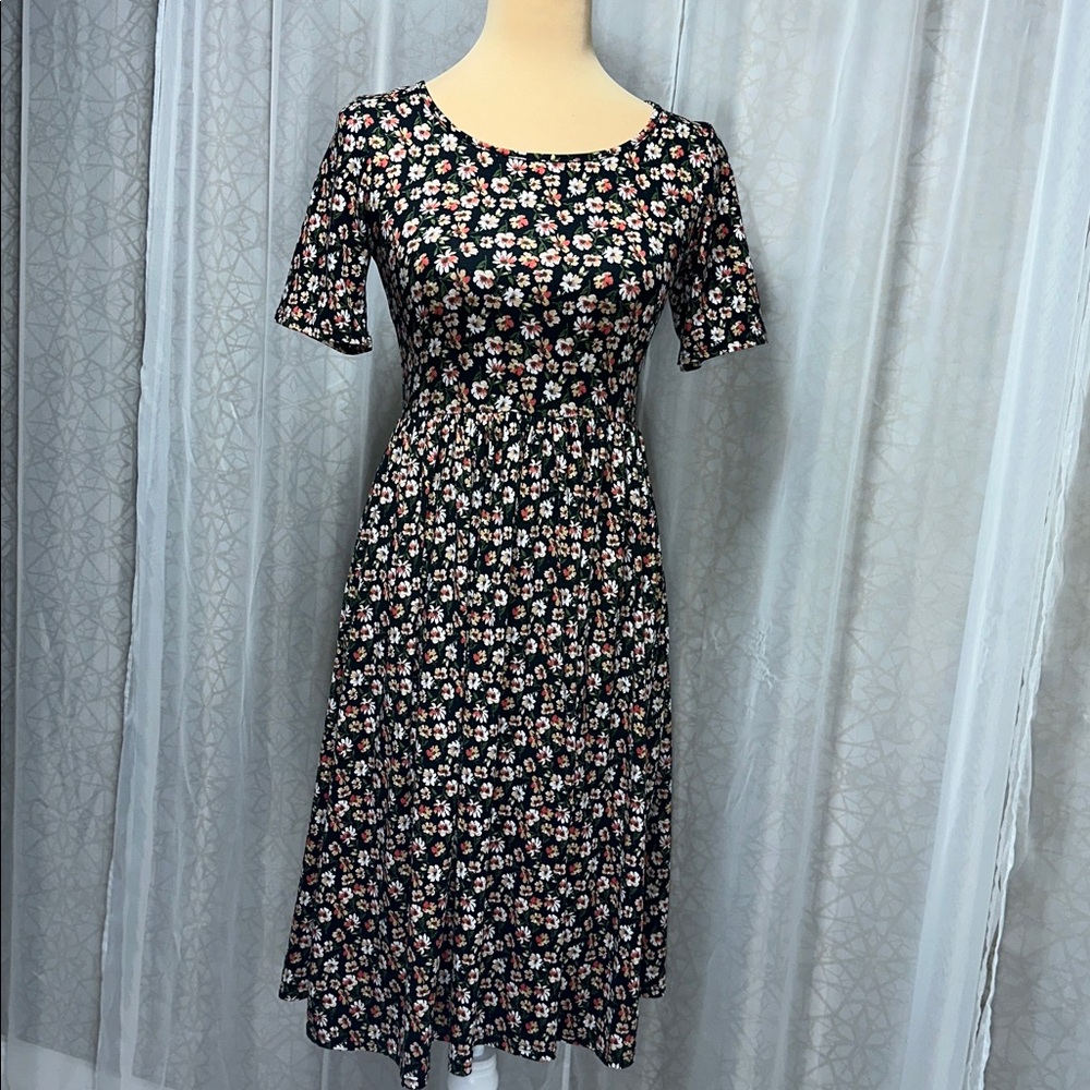 Vibe Tan and Cream A-line Midi Dress